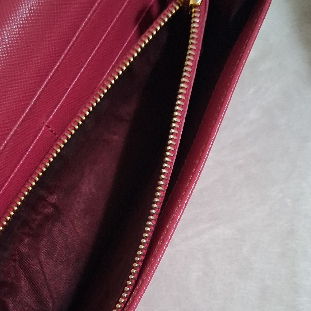 Prada Fuchsia Leather Wallet - Picture 6 of 10